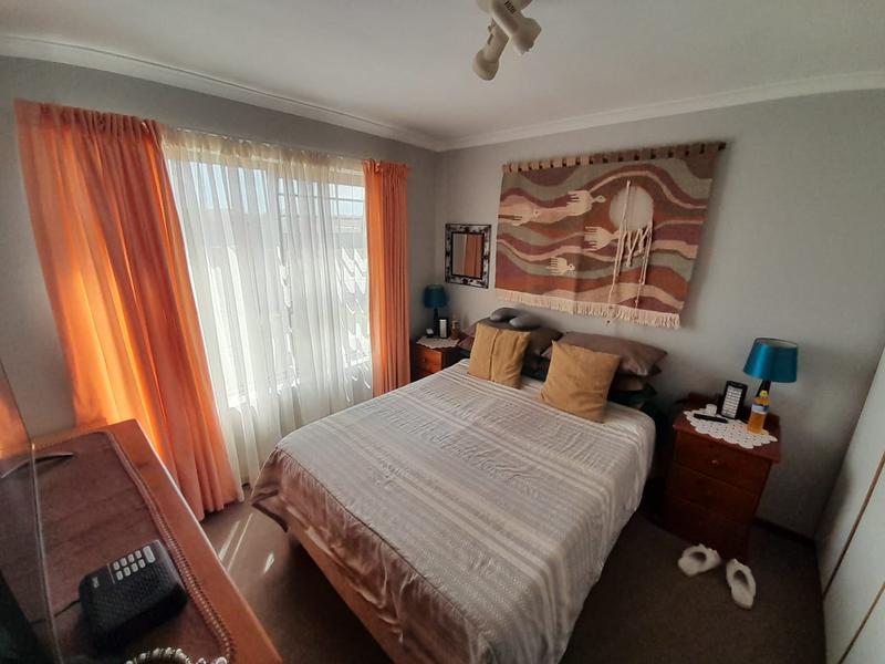 To Let 2 Bedroom Property for Rent in Durbanville Western Cape